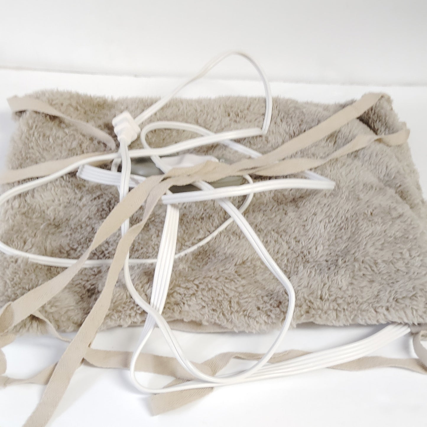 Sunbeam Ultra Soft Vinyl Heating Pad With Straps Model 000835‑915‑001