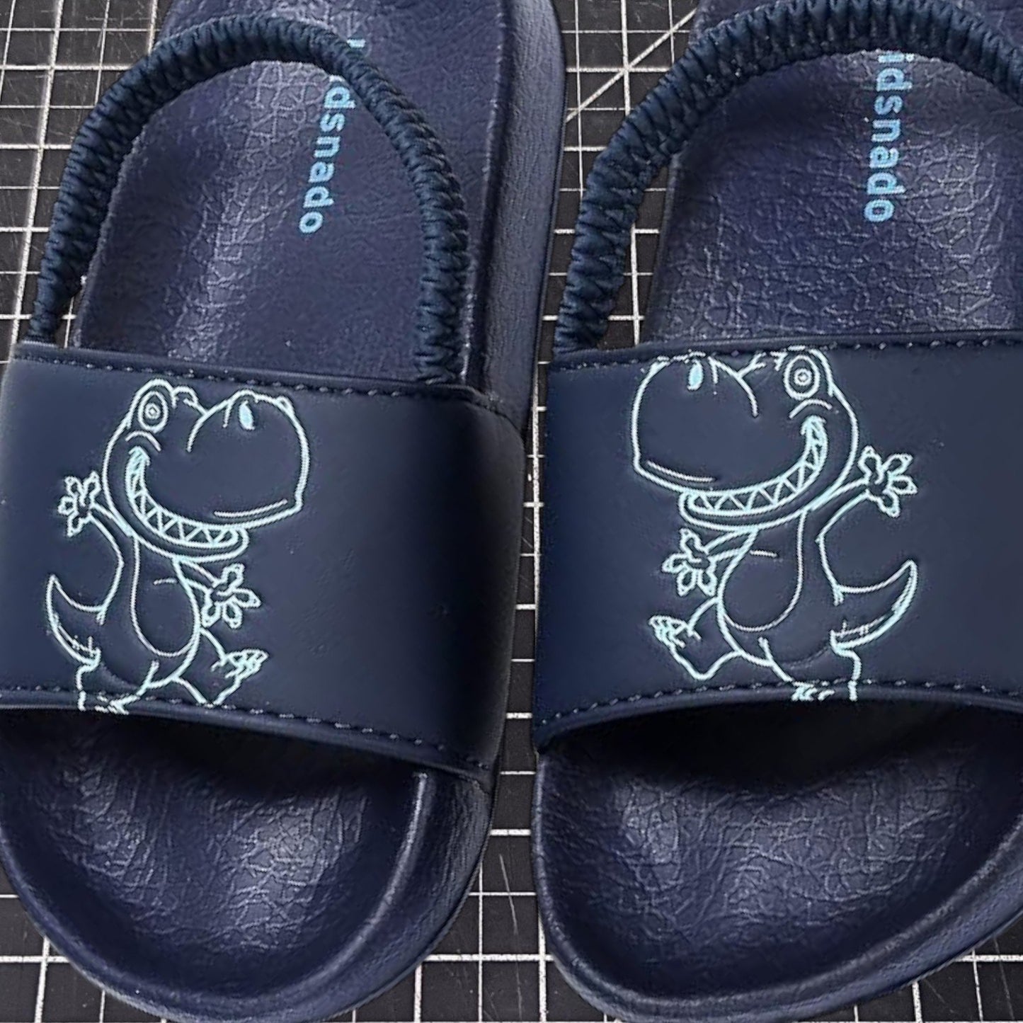 Kidsnado Unisex Toddler Dinosaur Slides Size 8T Summer Beach Pool Shower Sandals