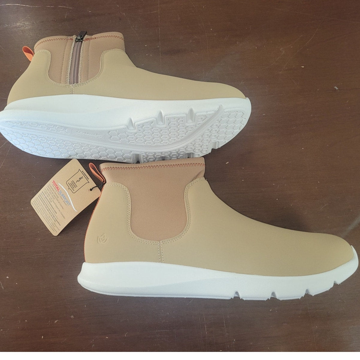 Spenco Women’s Paddock Chelsea Boot, Tan, Size 9.5, Neoprene Collar & Medial Zip