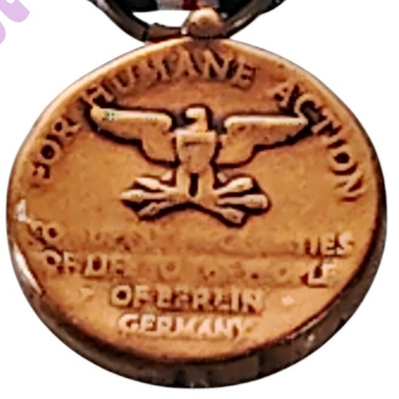 Humane Action Mini Medal (3/4"D) Ribbon (3/4"W) Overall 2-1/4"H