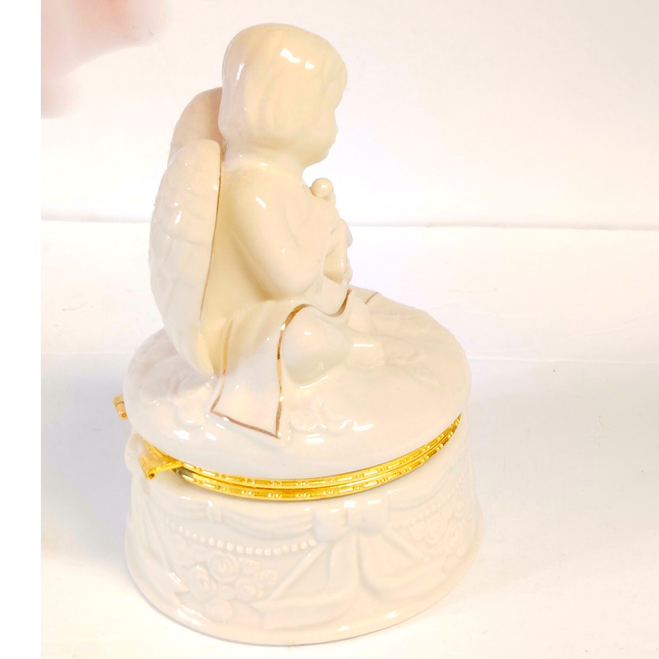 Vintage Avon Angelic Moments Porcelain Hinged Trinket Box Cherub Birdhouse
