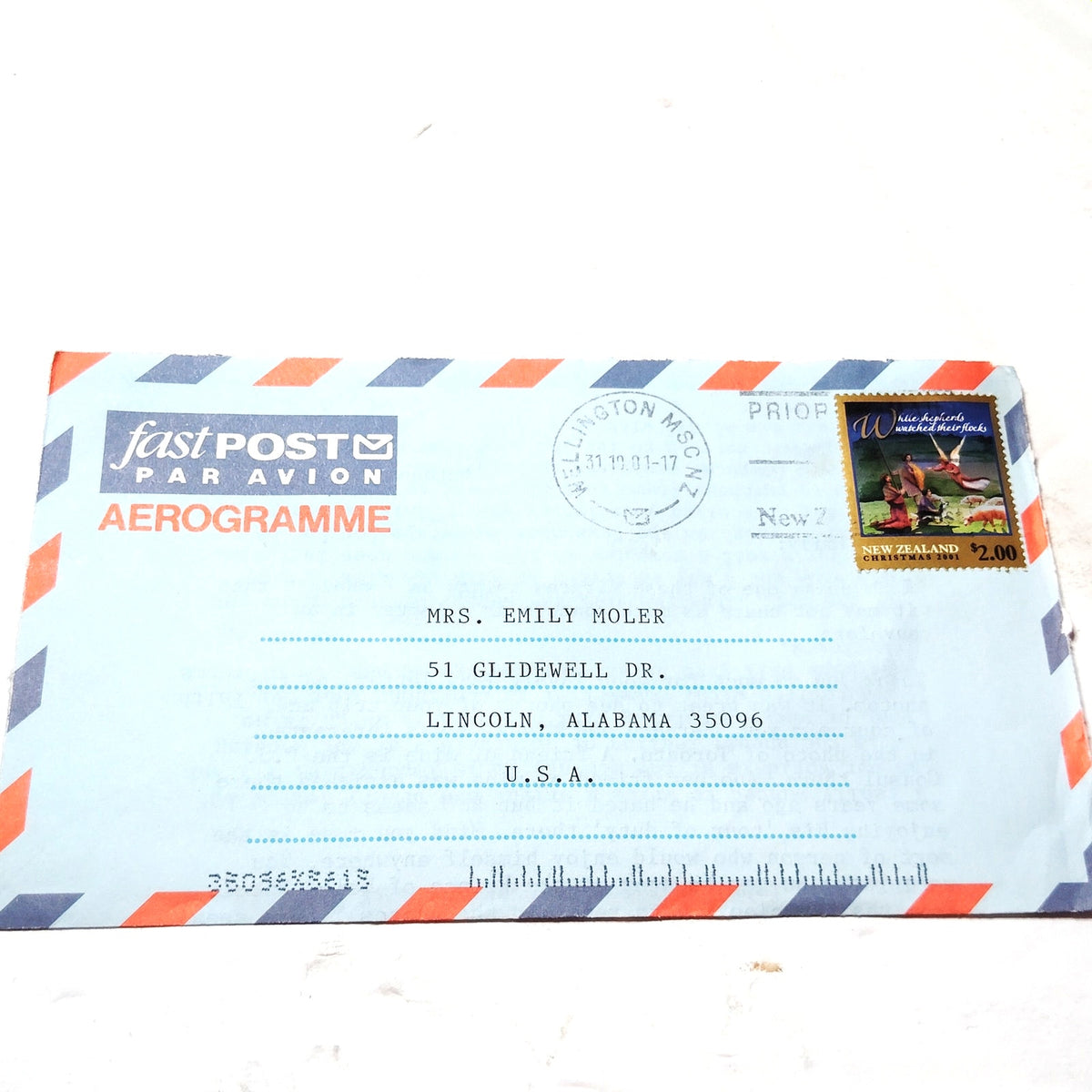 New Zealand Post 2001 Christmas $2.00 Aerogramme Cover to USA with Letter