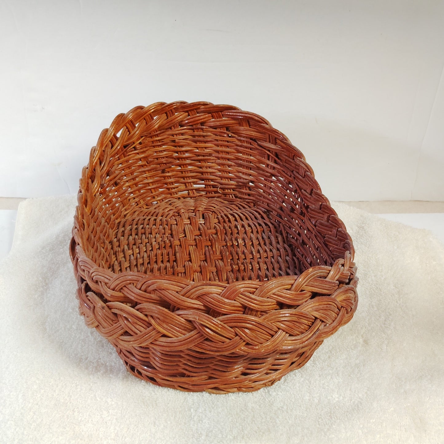 VTG 1970's  Oval Wicker Bread Basket 12x8x3.5 Braided Rim Rustic Boho Kitchen