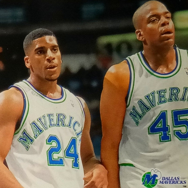 93-94 Upper Deck, Mavericks Schedule #215, Jim Jackson (24) & Sean Rooks (45) NM