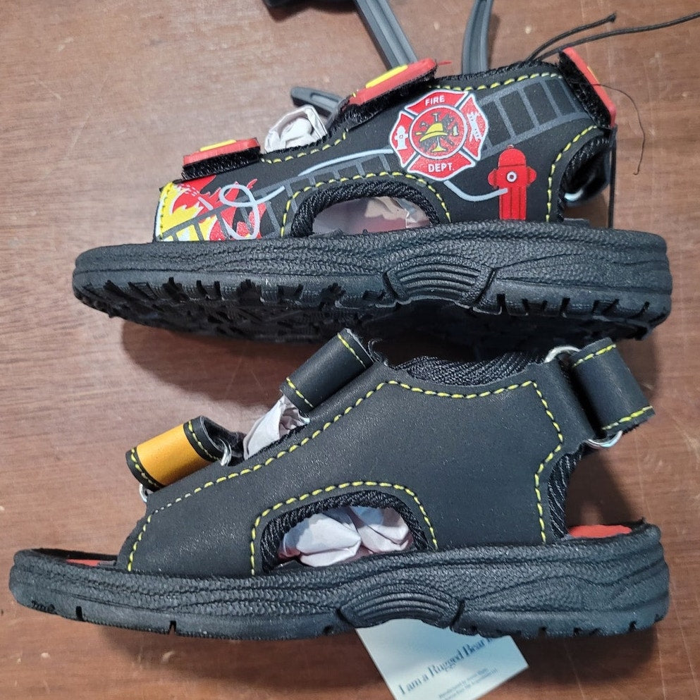 Rugged Bear Kids’ Black/Red Fire Dept. Sport Sandals, Water-Ready Size 5 Toddler