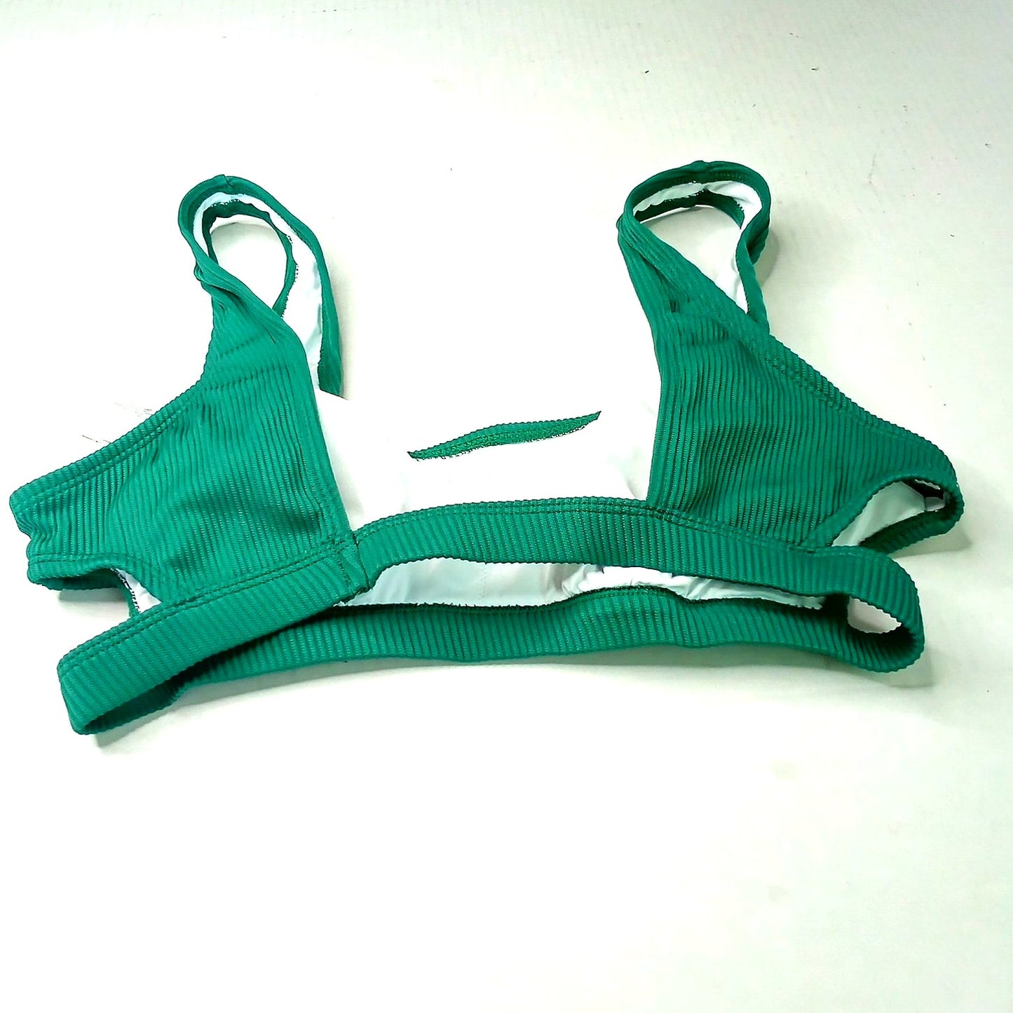 Cupshe Ribbed Scoop Neck Bikini Top, Green, Cutout Swim Women’s Medium
