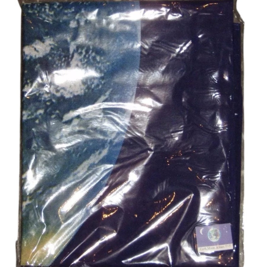 Earth, Crescent Moon and Stars 3'X5' Flag ROUGH TEX® 68D World Flag