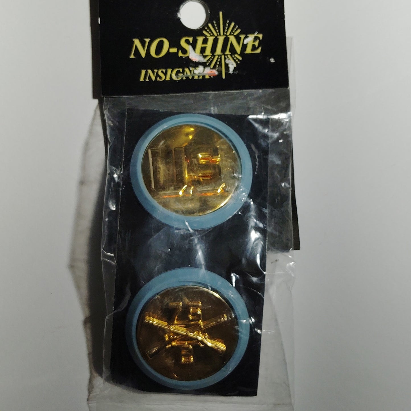 2/75 Rangers BOS Blue Disc Hat Lapel Brooch Pin Set, Gold‑Tone, 1.25"H Disks