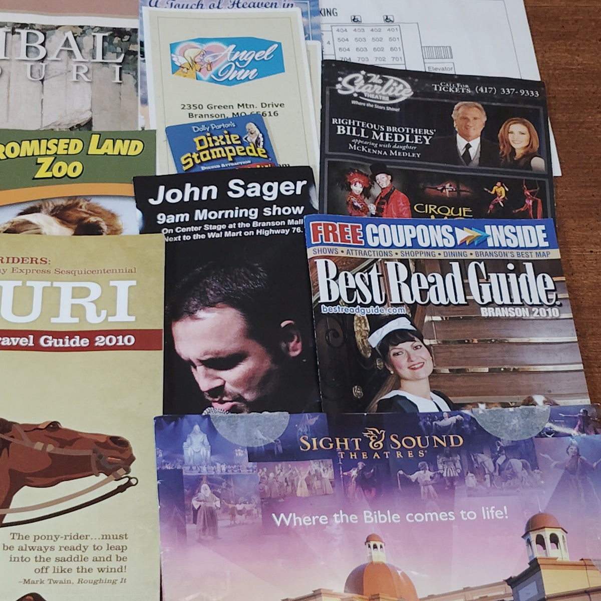 Missouri Travel & Tourist Ephemera Lot 2010 - Branson, St. Charles Guides Maps
