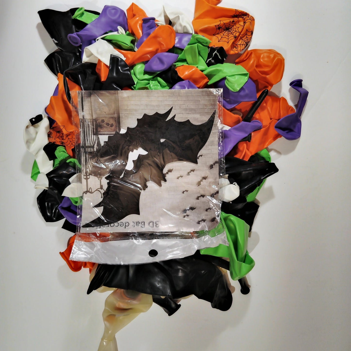 159‑PC Halloween Balloon Kit – Bat Balloon, Tape, Glue, Tie Tool & Instructions