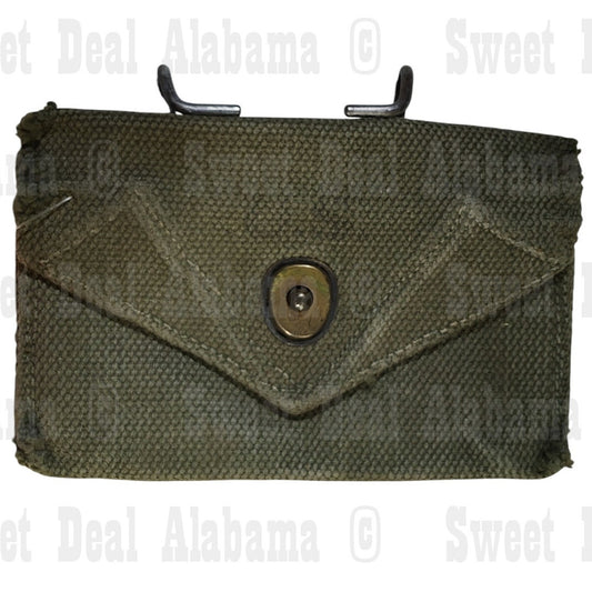 WWII Canvas First Aid Pouch for Compress, USGI Field Gear w/ Clip 5-1/2 x 3-3/8"