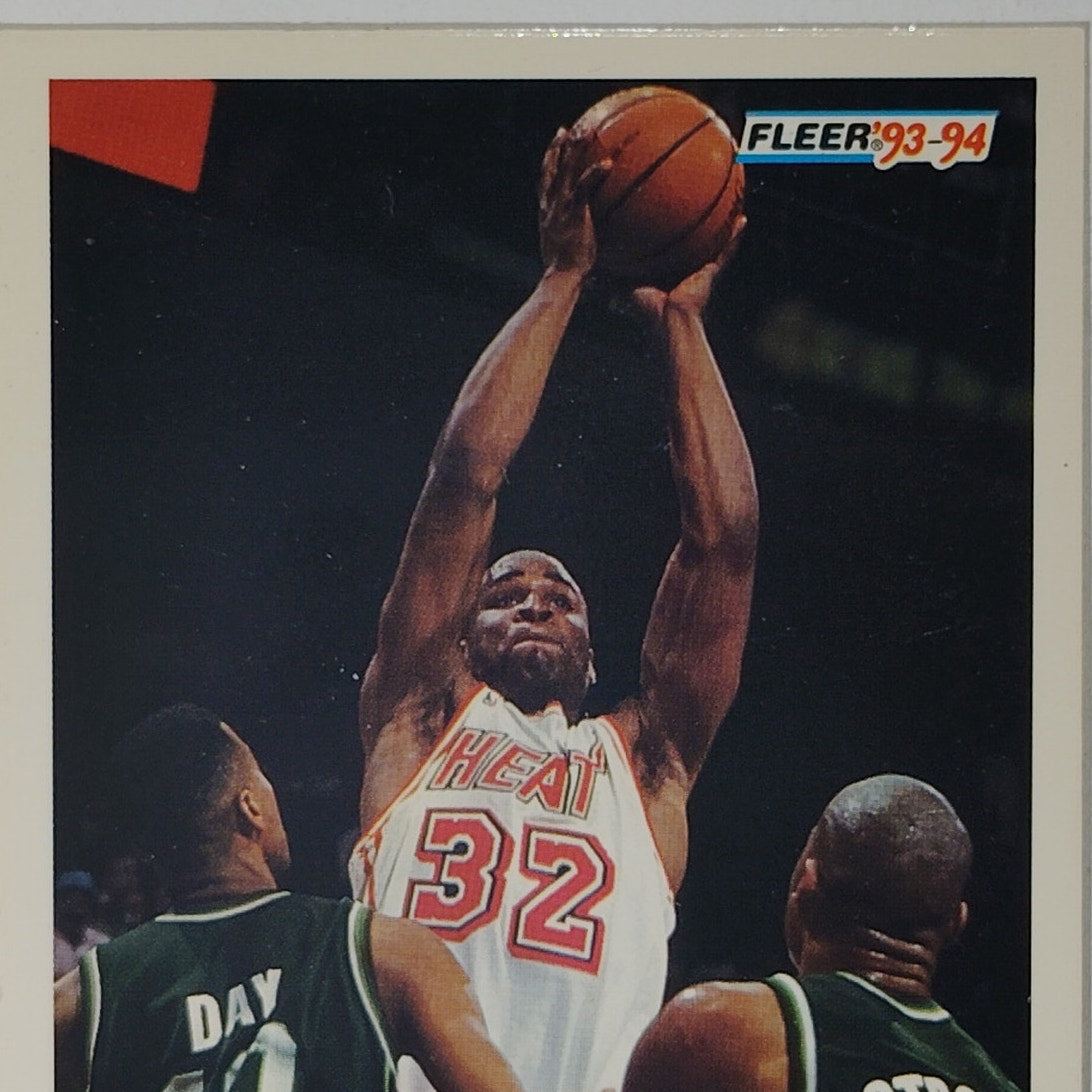 93–94 Fleer Harold Miner #108 – Miami Heat – Guard – VG/EX