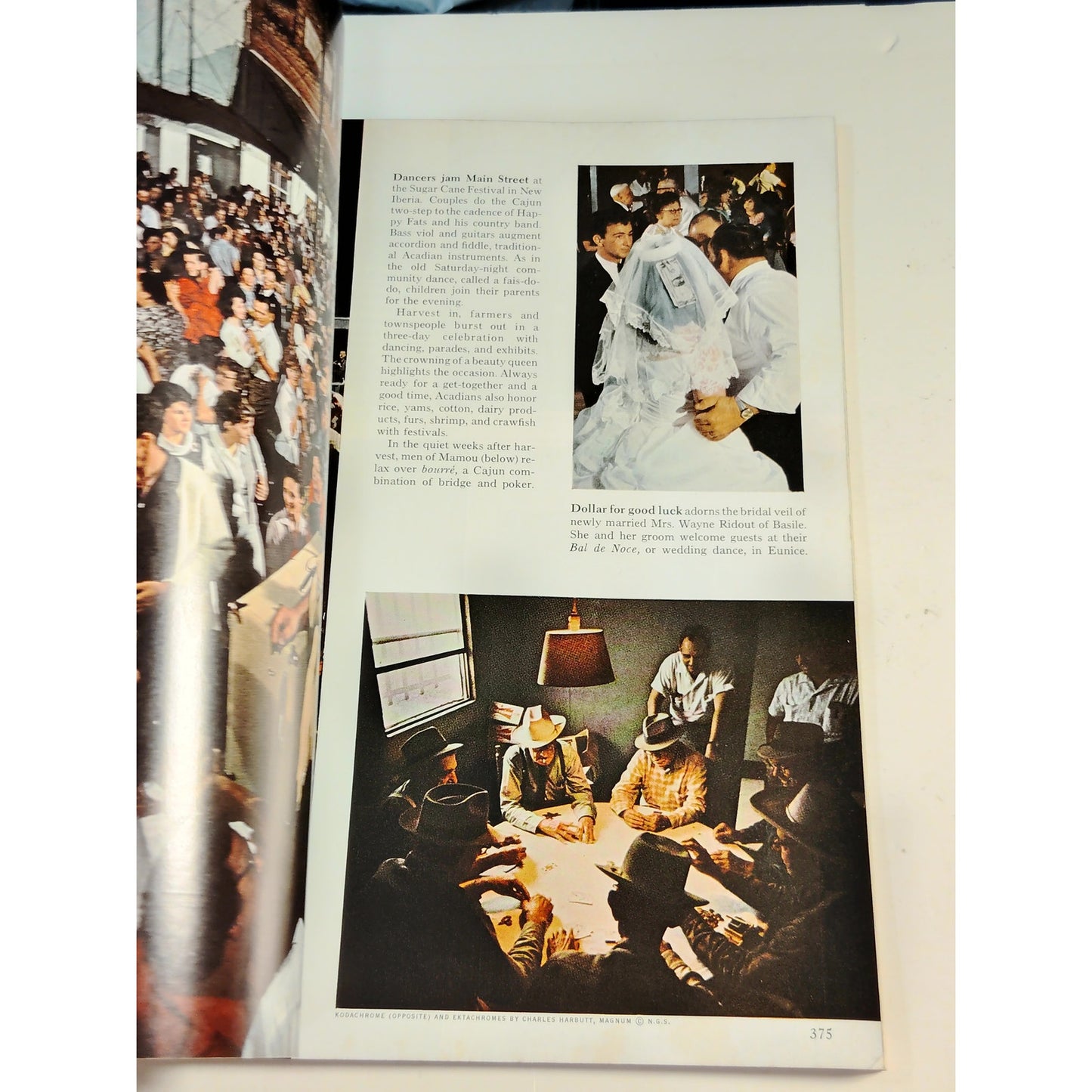 National Geographic Magazine March 1966 | Moscow, Cajun Culture & Killer Whales