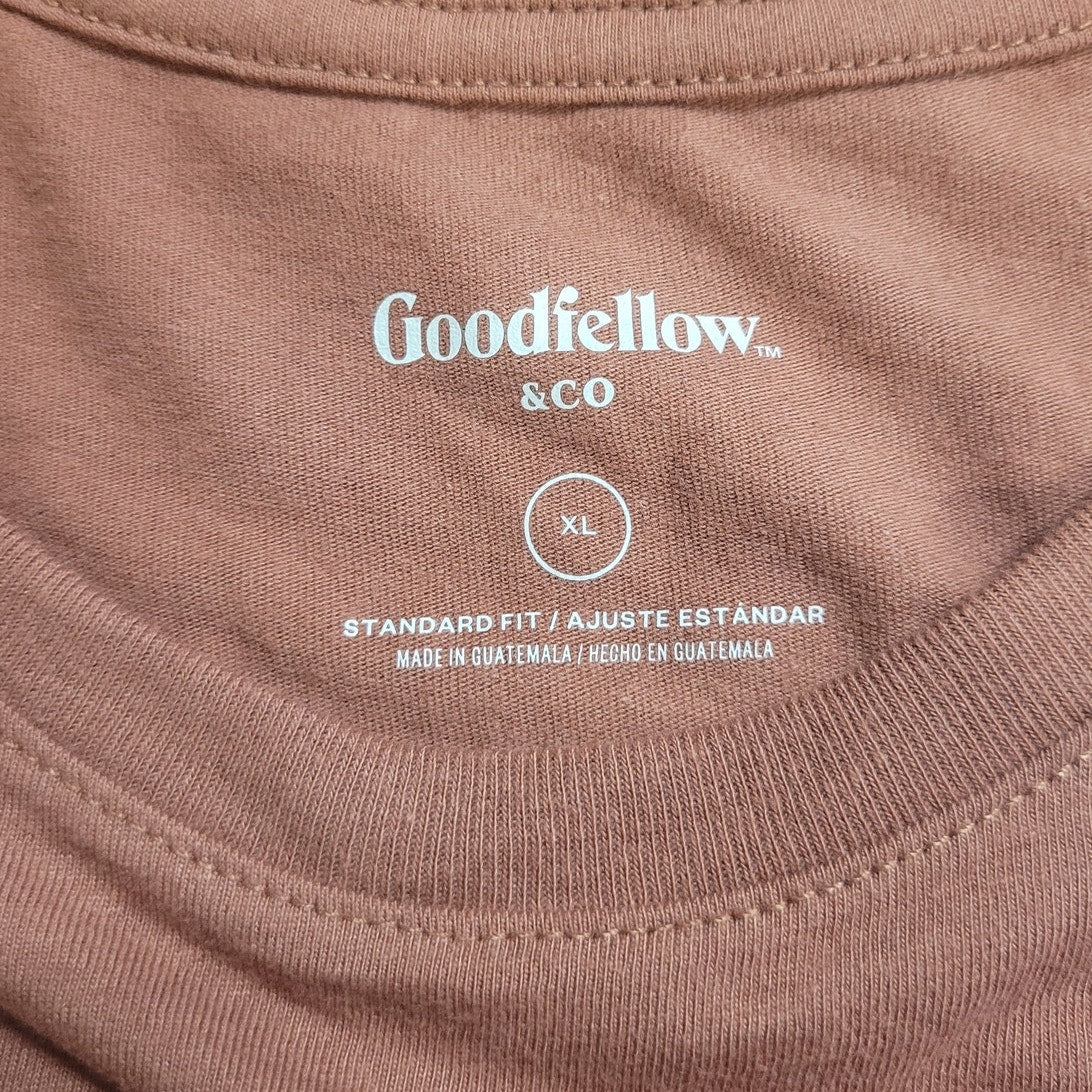 Men's Short Sleeve Crewneck Graphic T-Shirt - Goodfellow & Co Cinnamon XL