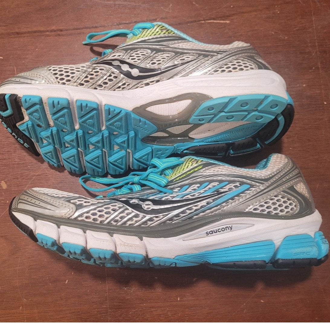 Saucony Women’s Ride 6 Running Shoes – Neutral Cushion, Size 6, EUC