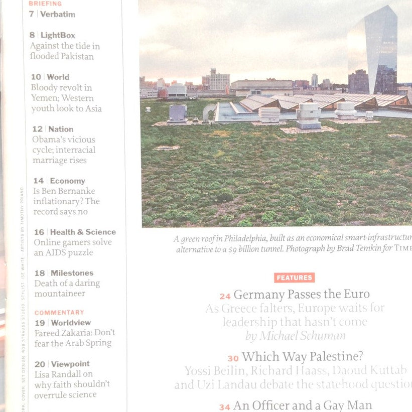 TIME Magazine October 3, 2011 Why Mom Liked You Best Back Issue Collectible