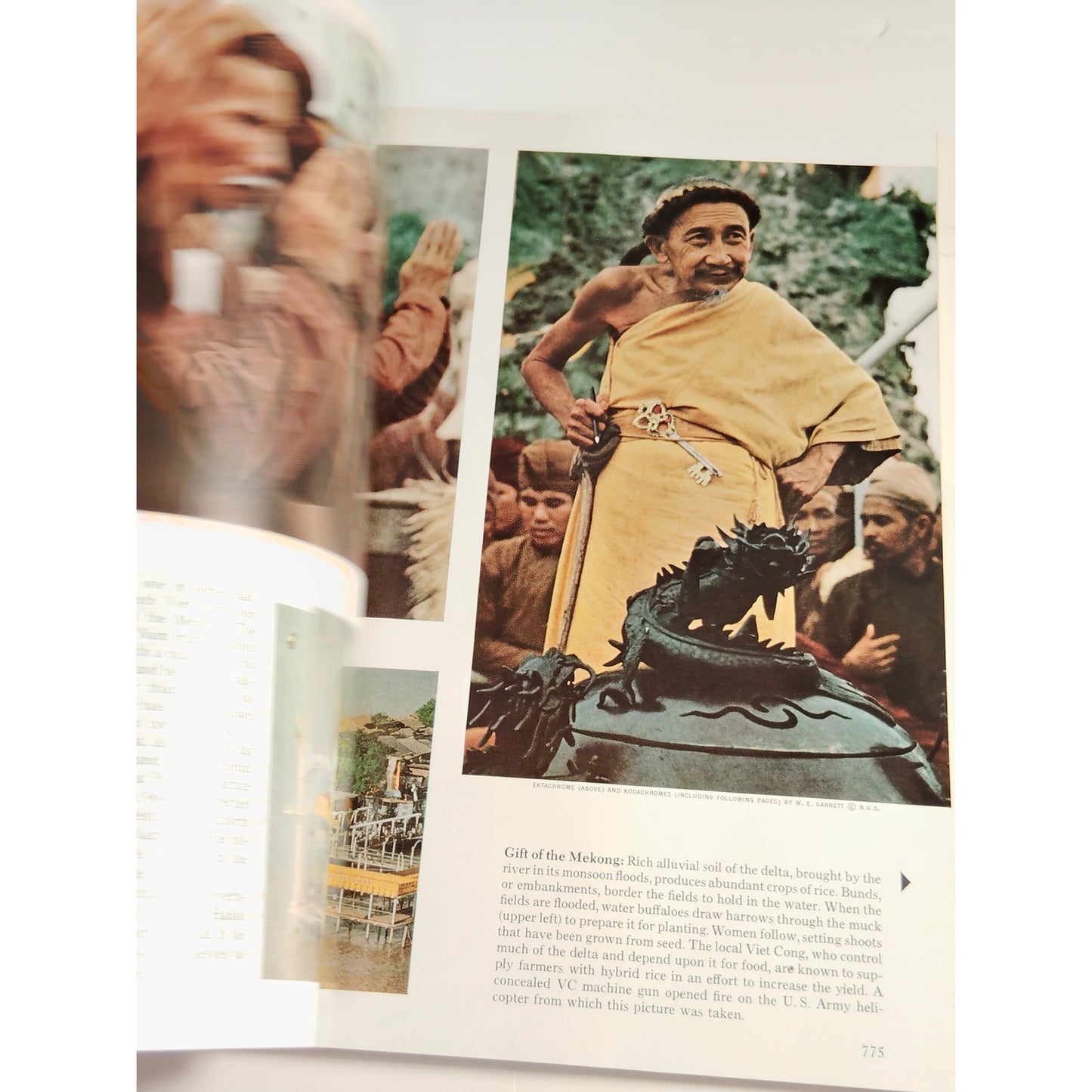 National Geographic – December 1968, Mekong River, Jerusalem, Komodo Dragons