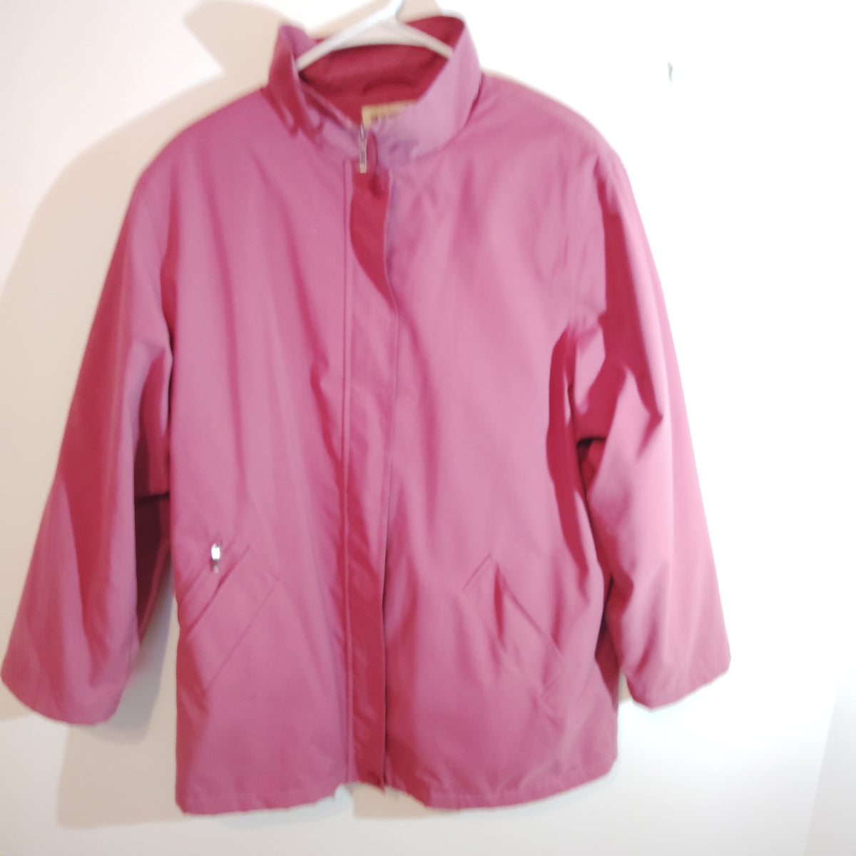 TravelSmith Women's Red Lightweight Travel Jacket Size L Zip Front Coat