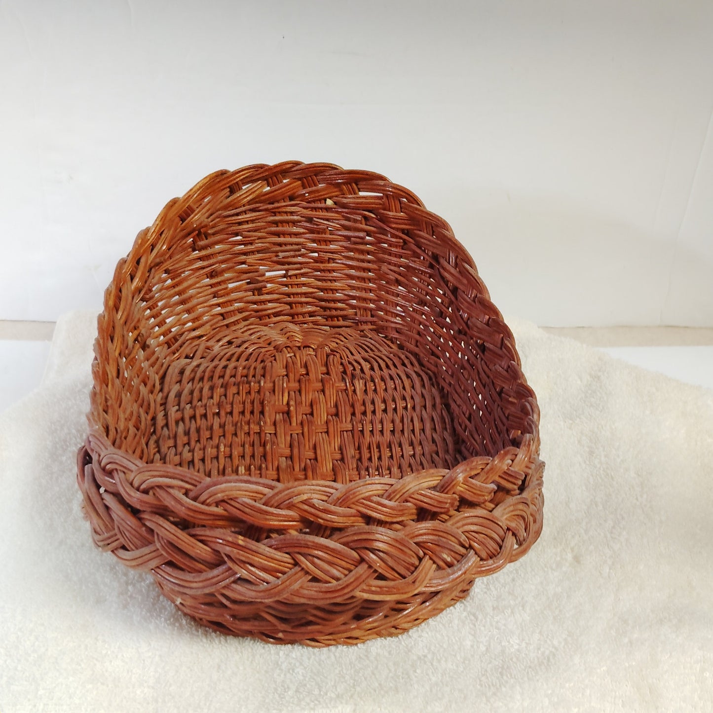 VTG 1970's  Oval Wicker Bread Basket 12x8x3.5 Braided Rim Rustic Boho Kitchen