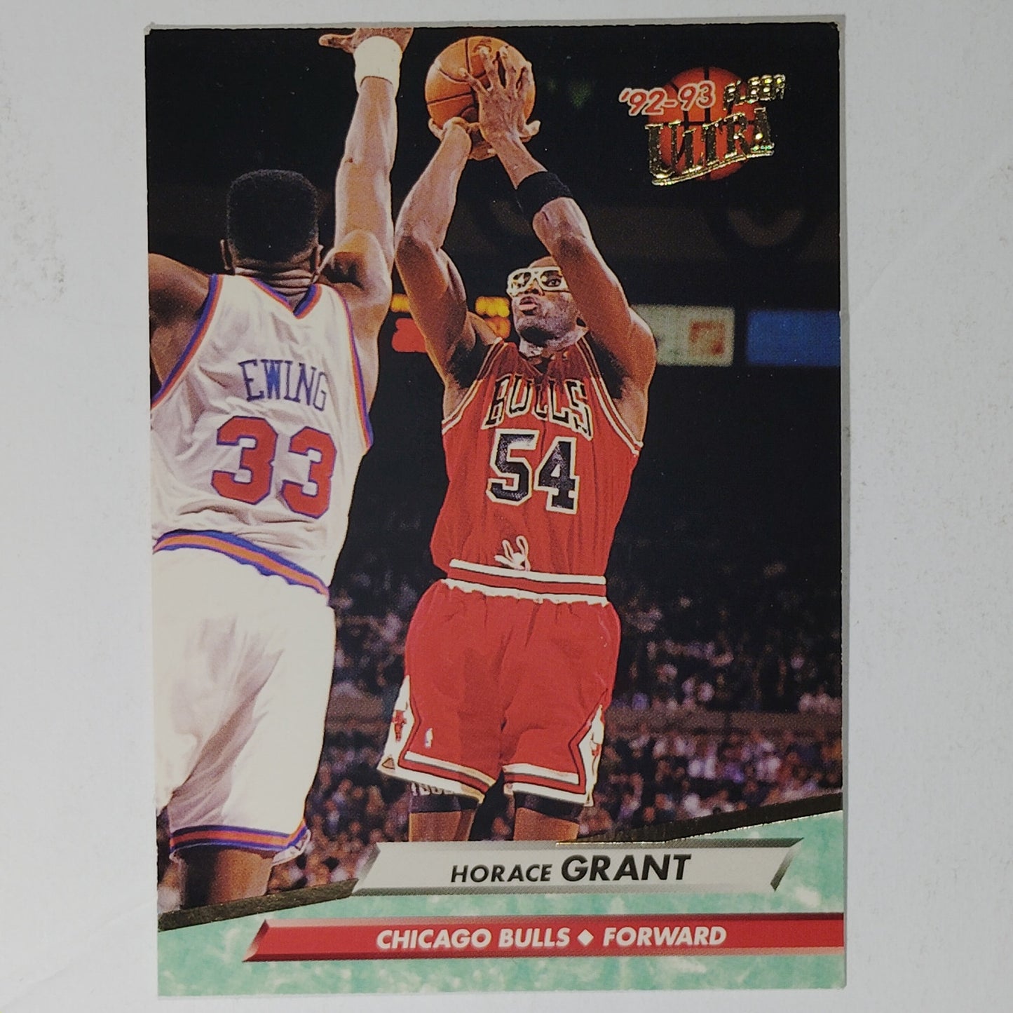 1992-93 Ultra Horace Grant Card No. 26 – Bulls – Forward – VG/EX
