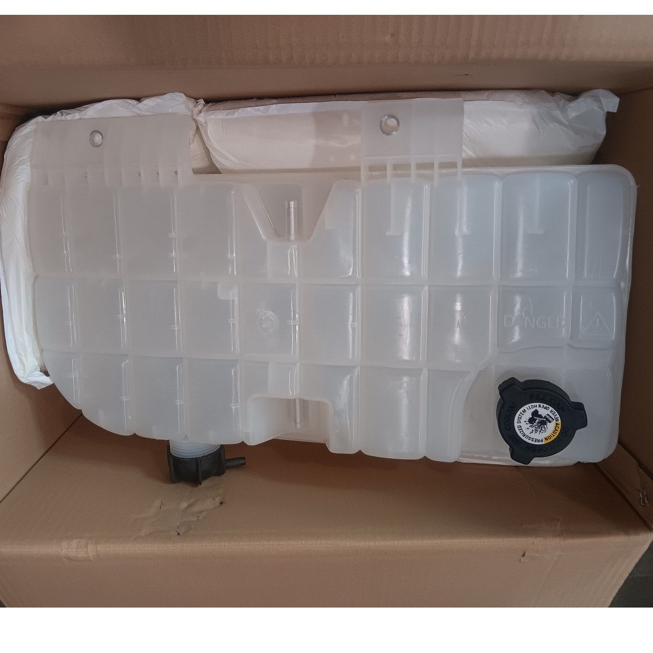 Engine Coolant Reservoir Tank 603-5403 Fit 2008-2017 Kenworth & Peterbilt Models