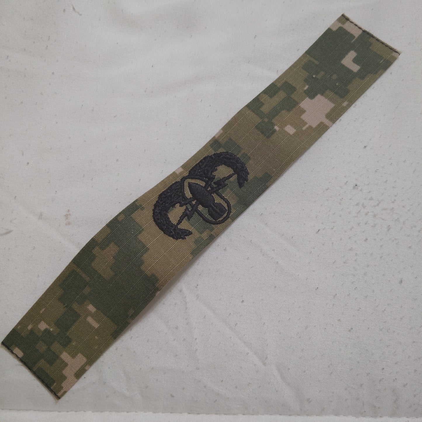 U.S. Army EOD - Basic Level Patch – OCP Scorpion W2 – 7.25" × 1.31" Sew‑On Tape