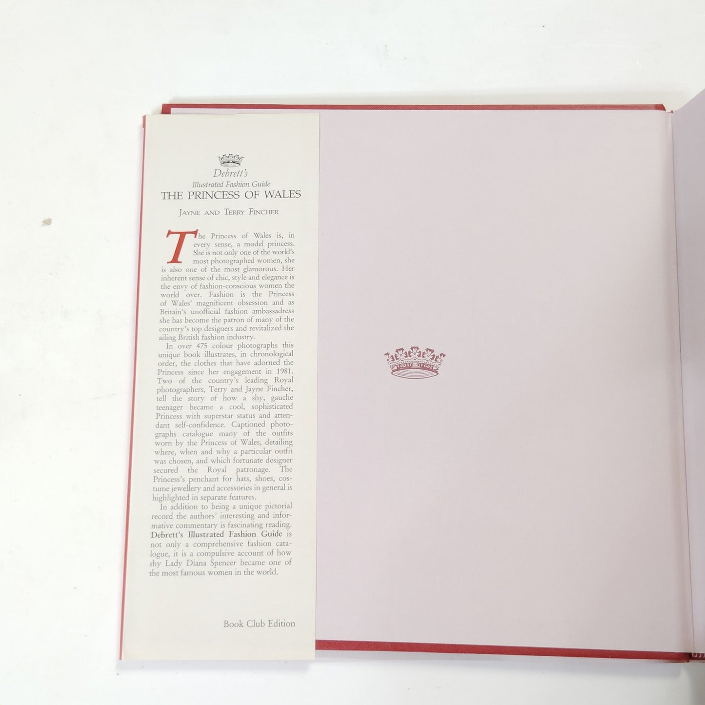 Debrett’s Illustrated Fashion Guide Princess of Wales 1989 Hardcover 10.75x10.5