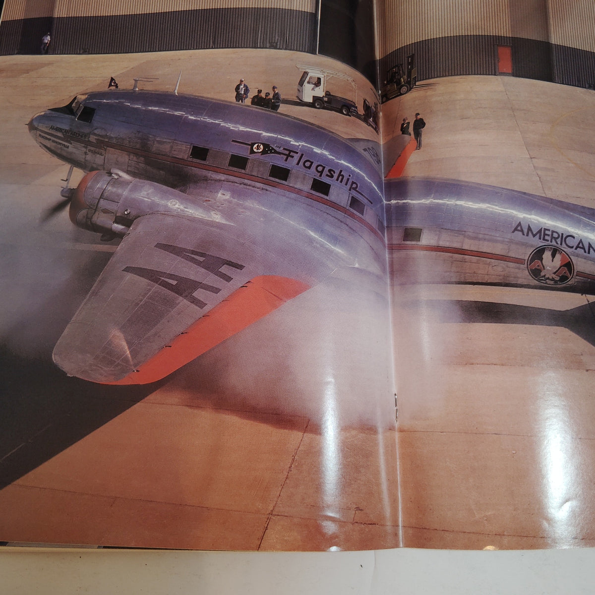 Airliners Magazine - Winter 1993 DC-3/Dakota Special - World Transport Press