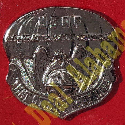 Vanguard USAF Air Force Badge Pin: Combat Rescue Officer, 1-1/2"H x 1-1/2"W, NIP