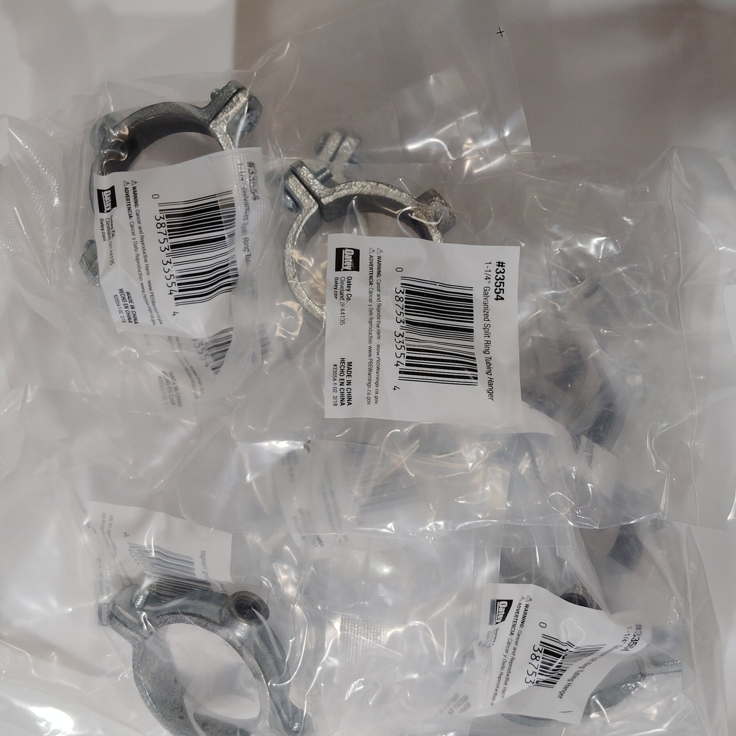 10-Pack Oatey 1-1/4" Galvanized Split Ring Pipe Hangers 335544 W/Bolts, NIB