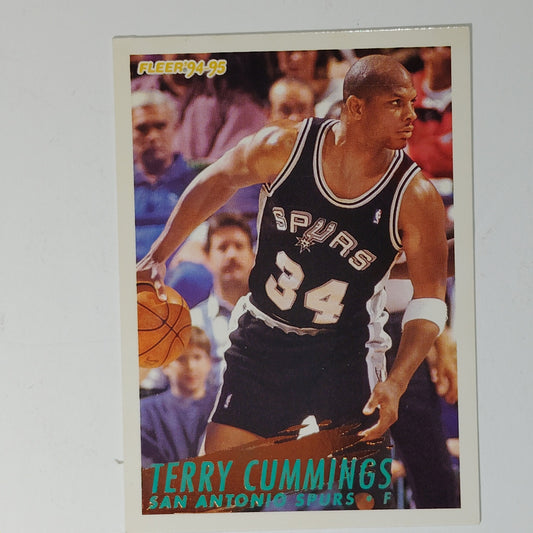 1994–95 Fleer Terry Cummings #203 – San Antonio Spurs – Forward – NBA Card