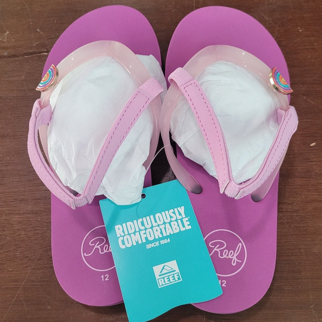 REEF Kids Girls’ Little Charming Sandals – Taffy Pink, Size 12