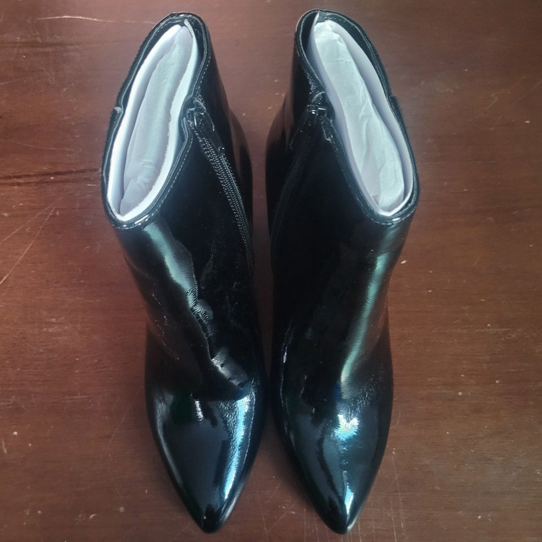 BCBGeneration Briel Ankle Boot – Black Patent, Women’s 7M, Pointed Toe, GN235705