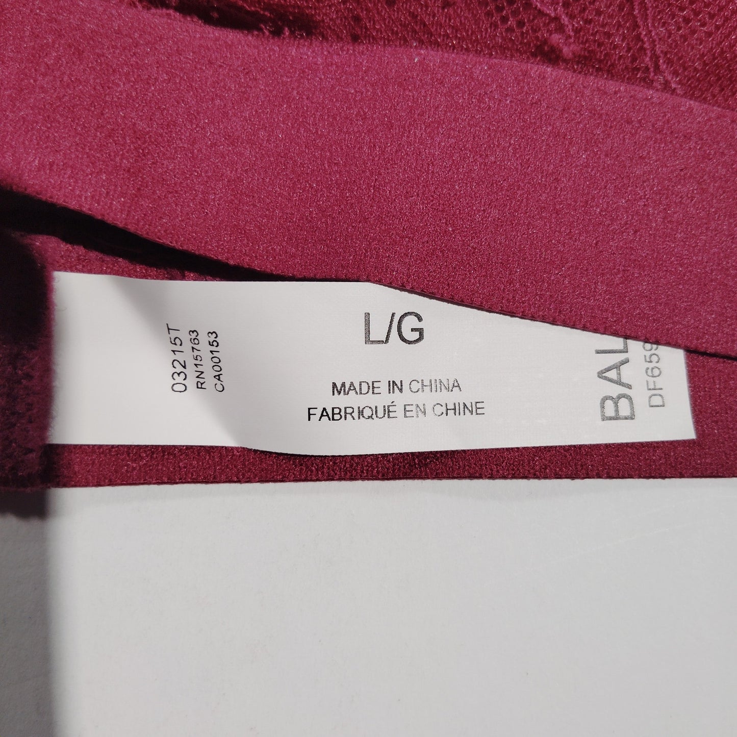 Bali Comfort Revolutionize Wireless Plunge Bralette – Deep Cerise – Large