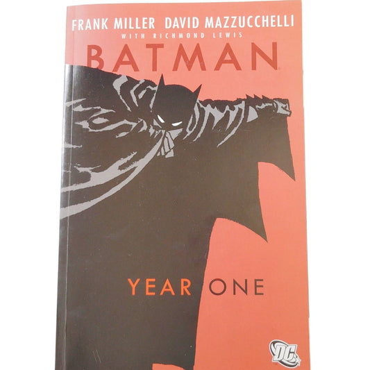 Batman: Year One TPB Frank Miller David Mazzucchelli DC Comics Paperback