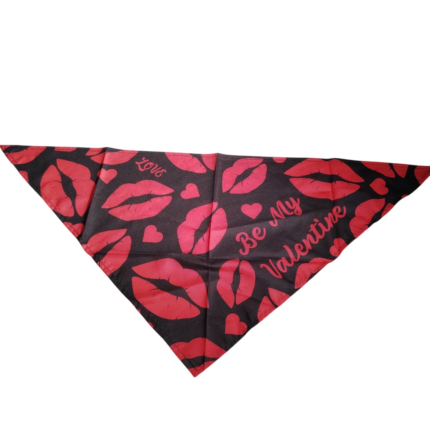 4PK Valentine Dog Bandanas Love Hearts Lips Red White Black L/XL Dogs 25" x 19"