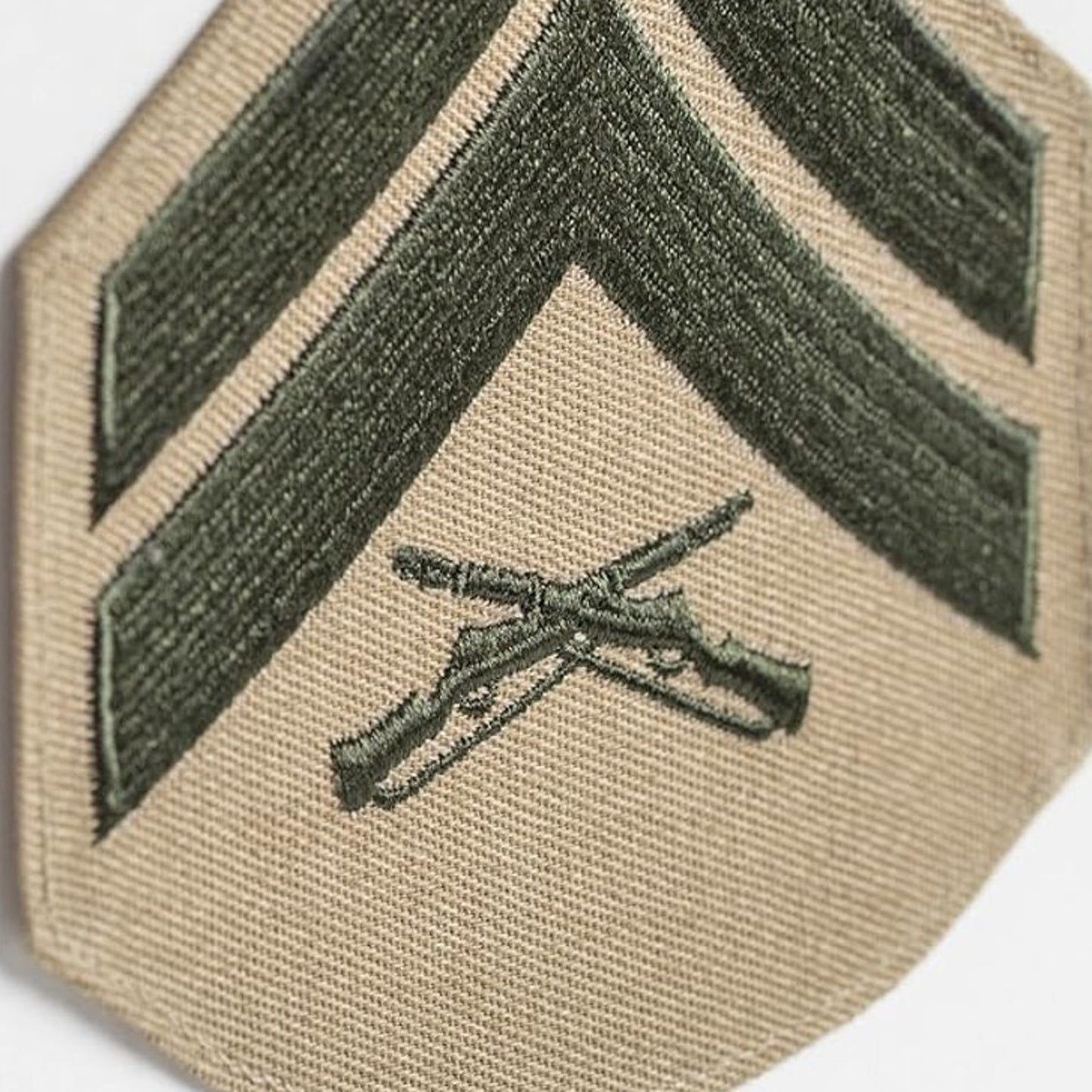 USMC Corporal E‑4 Chevrons Women’s Green/Khaki 3‑1/2" × 2‑3/4" Pair