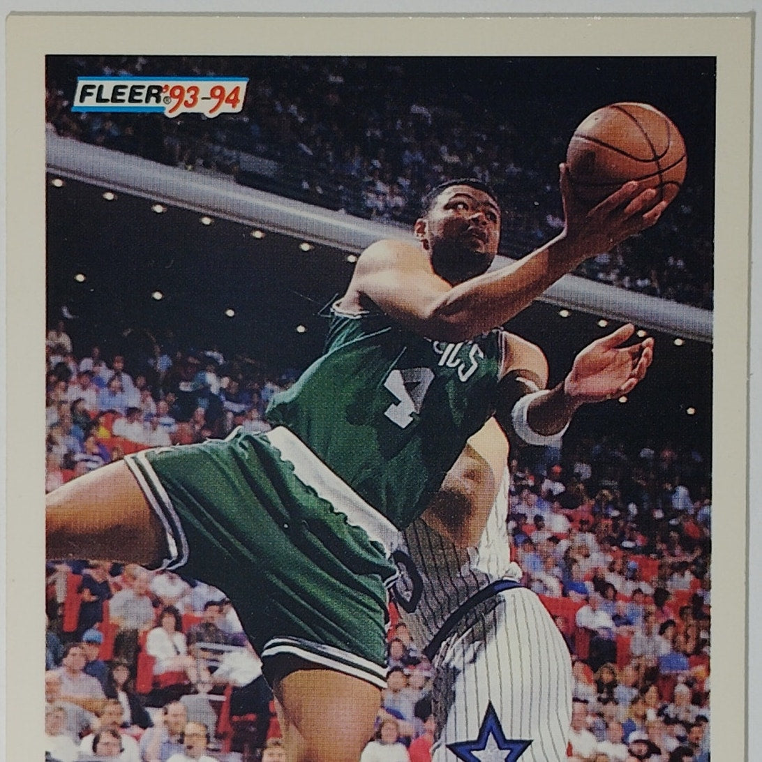 1993–94 Fleer Alaa Abdelnaby #9 – Sacramento Kings – Forward NBA Card