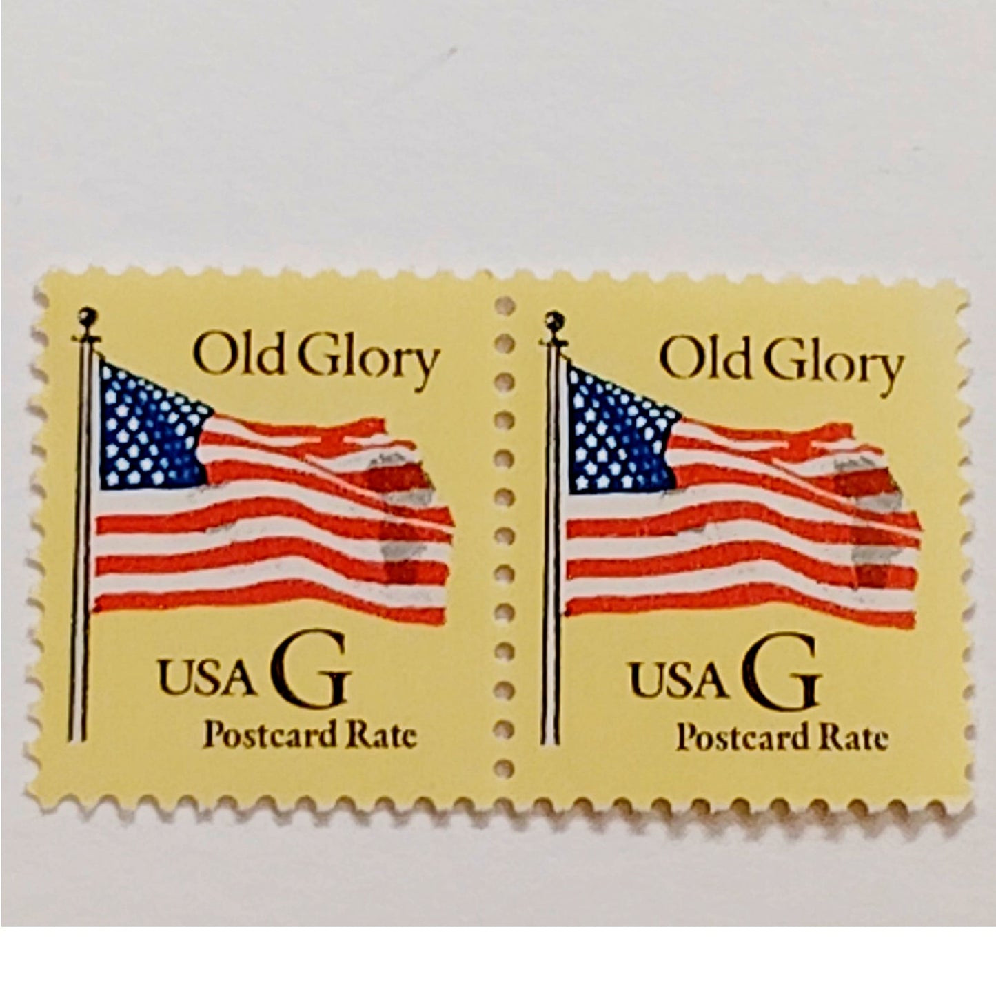 Block of 2 – 1994 USA “G” Rate Old Glory Postcard MNH Scott 2879 Stamps