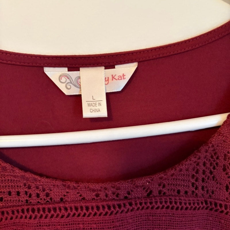 Krazy Kat Maroon Crochet Tunic Top - Women's Large 3/4 Sleeve - Excellent