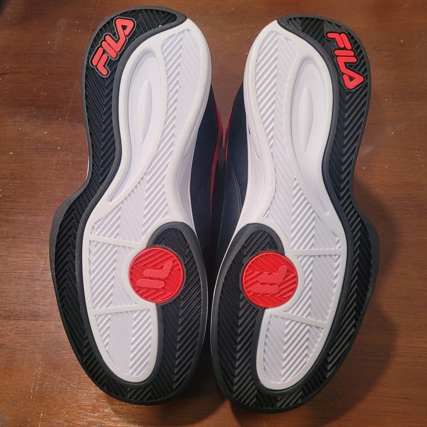 Fila Activisor Viz Men’s Athletic Shoes, Size 8 Red/Black, Lightweight Comfort