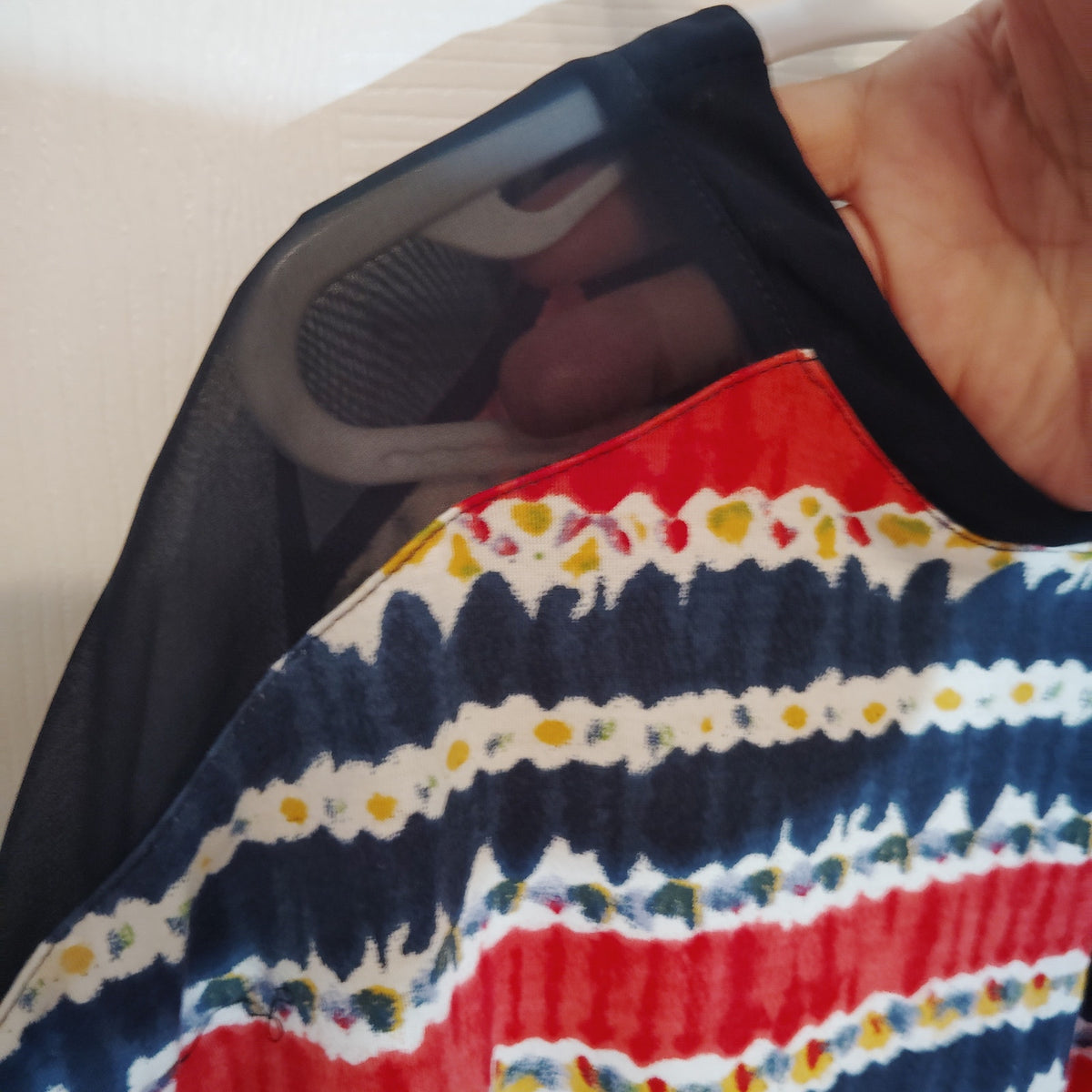 Blair Red Navy Yellow Stripe Top Women’s Large Lightweight Exc. Estate Shirt