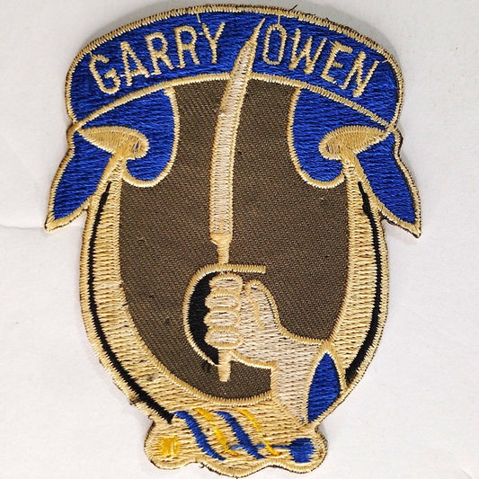 US Army 7th Cavalry Regiment Novelty Patch DUI 3‑1/4" × 2‑5/8" Iron‑On Sew‑On