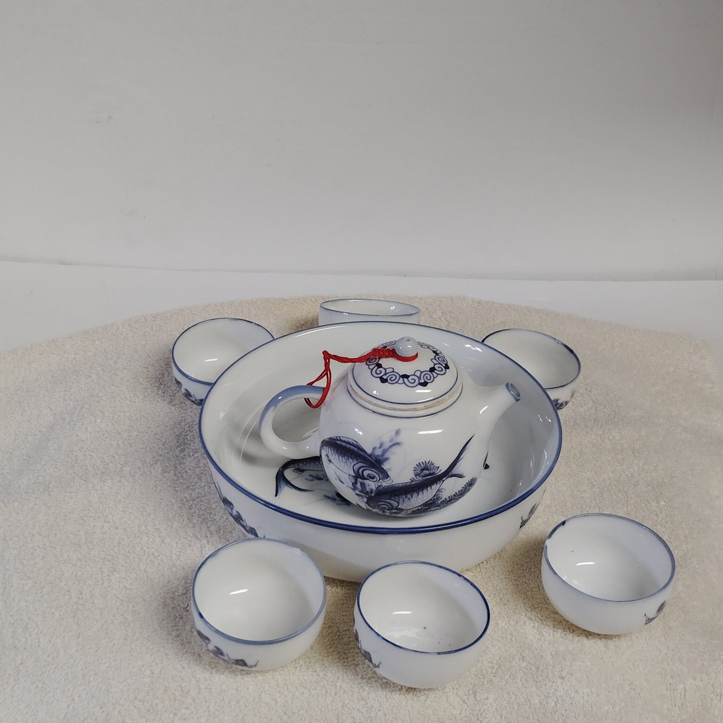 Huann Chern Taiwan Teaware Set Blue & White Porcelain Fish Motif Vintage 1986