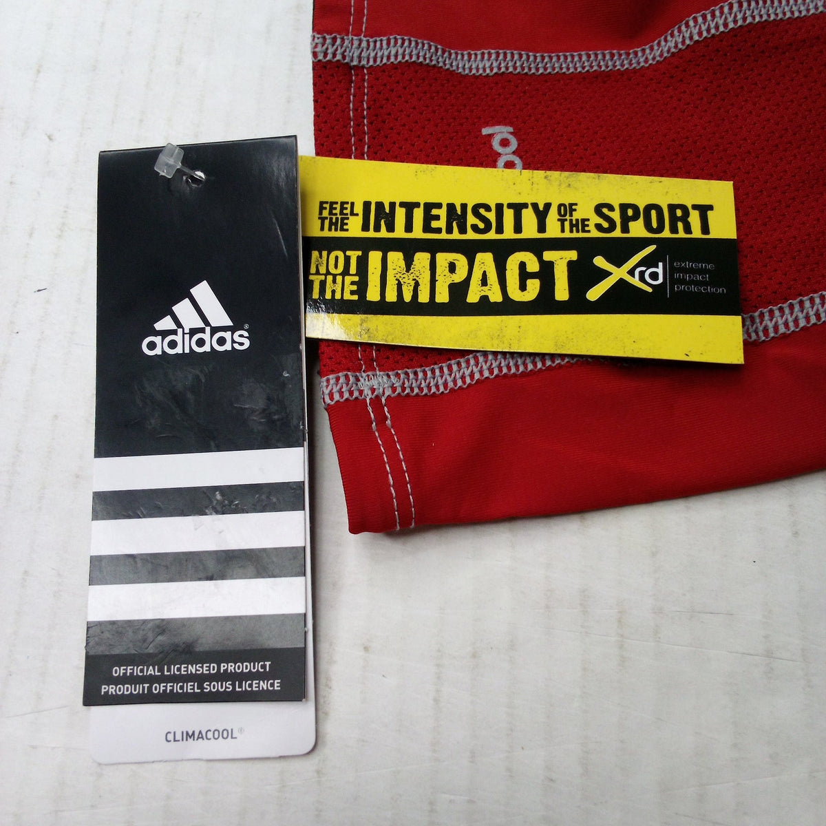 adidas IronSkin Knee Pad Size M Power Red ClimaCool XRD Compression Sleeve
