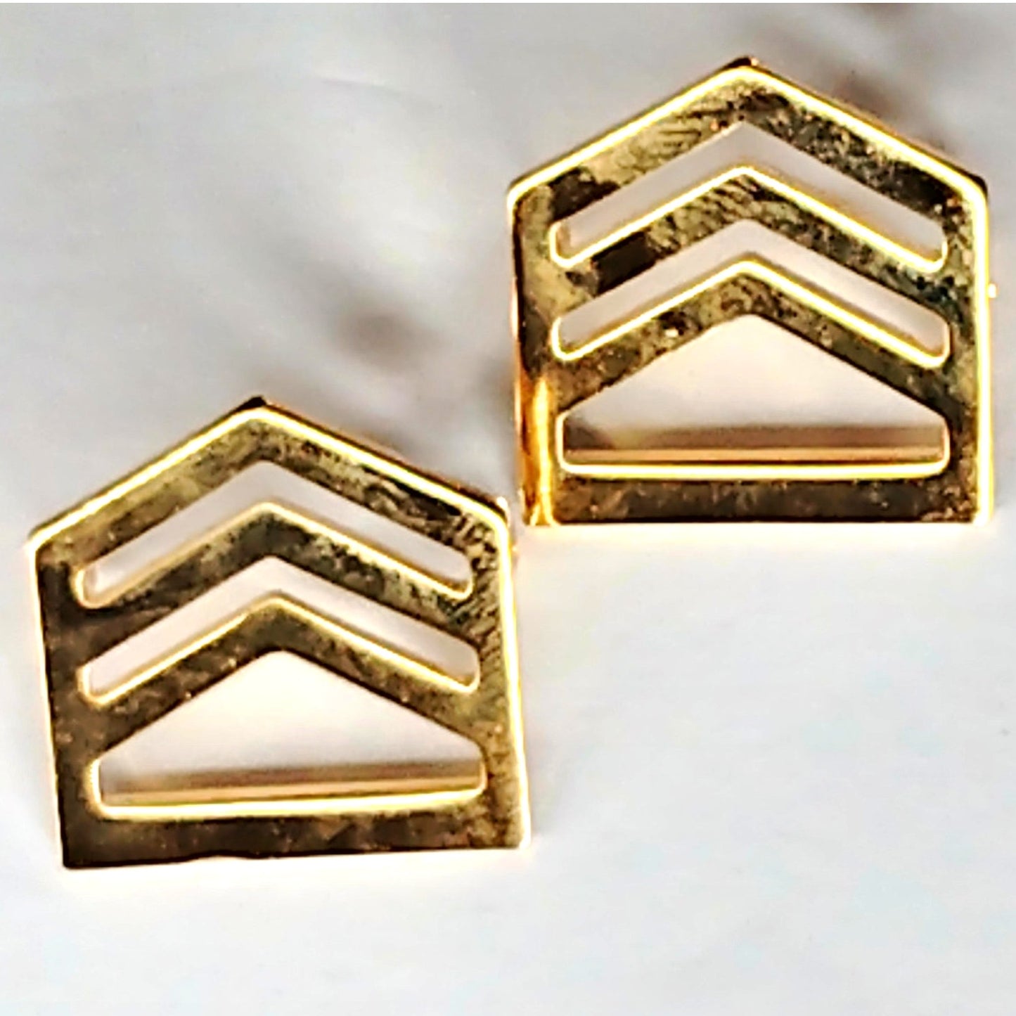 Army JROTC ROTC Staff Sergeant Rank Insignia No‑Shine Brass Pin‑On Pair 7/8x7/8"