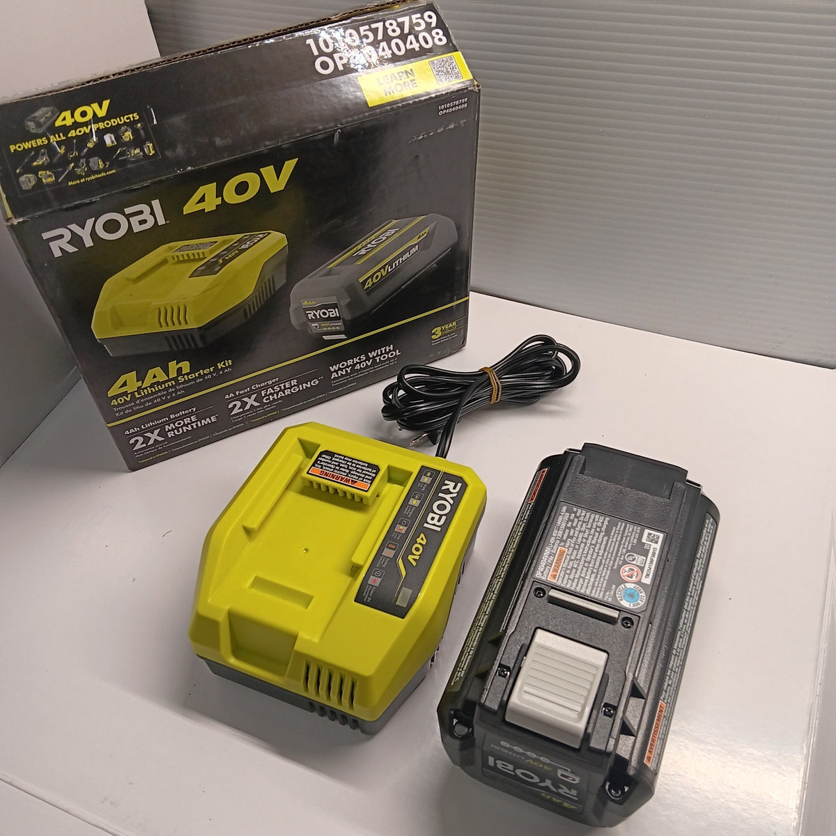 Ryobi 40V 4Ah Lithium Starter Kit Battery & Charger OP40404VNM Green