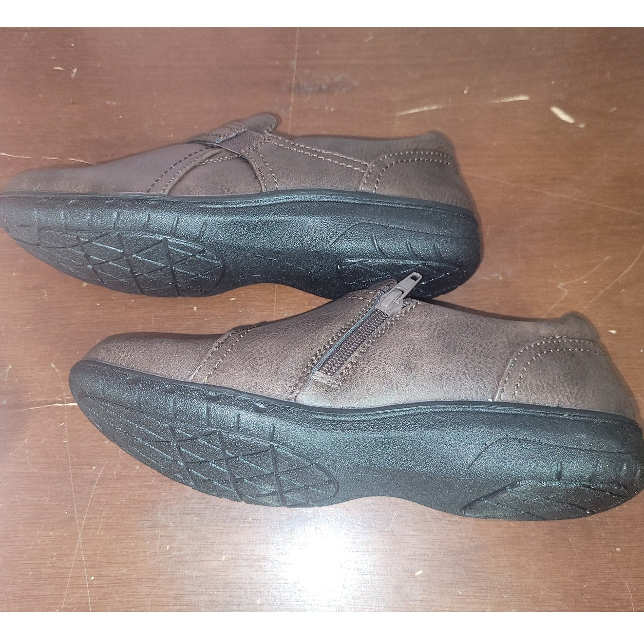 Easy Street Women’s Ariah Sneakers/Flats – Brown/Gore, Size 6M, Style: 31-9846