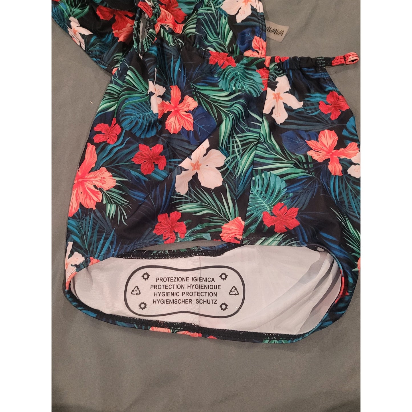 Lalavava One Piece Swimsuit Deep V-Neck Bathing Suit Padded Tropical, SM (4)