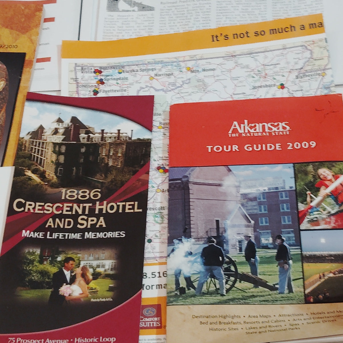 2006 Arkansas Vacation Ephemera Lot - Maps, Guides, Crescent Hotel, Pharaohs